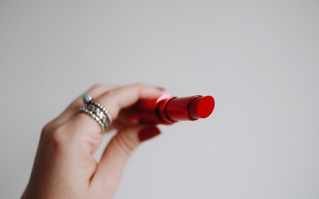 Kiss Kiss // A History of Red Lipstick